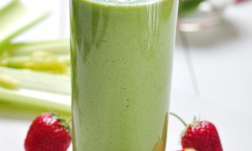 Kale-Strawberry-Smoothie